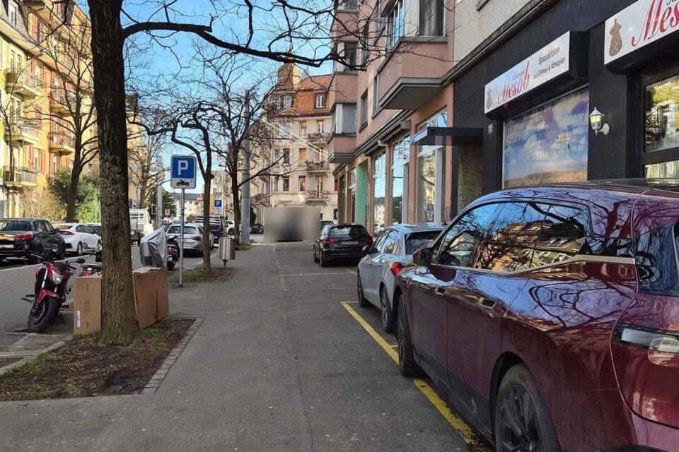 Parking spaces at VISIONAPARTMENTS Rotachstrasse 33, Zürich